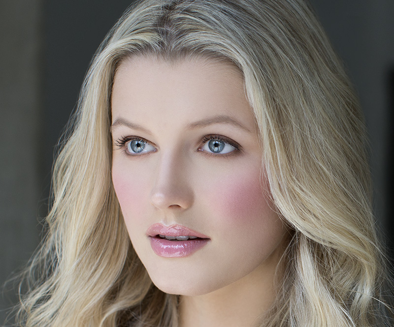 Kompaktni tvarenka Lily Lolo